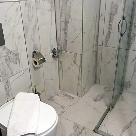Pera